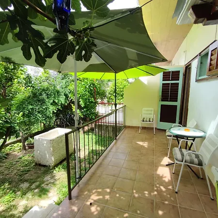 Apartman Zora *